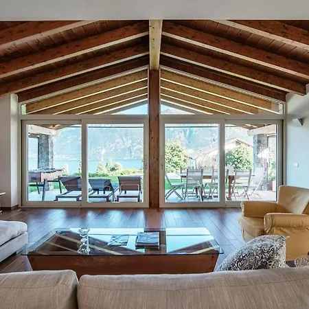 Sissi Белладжо